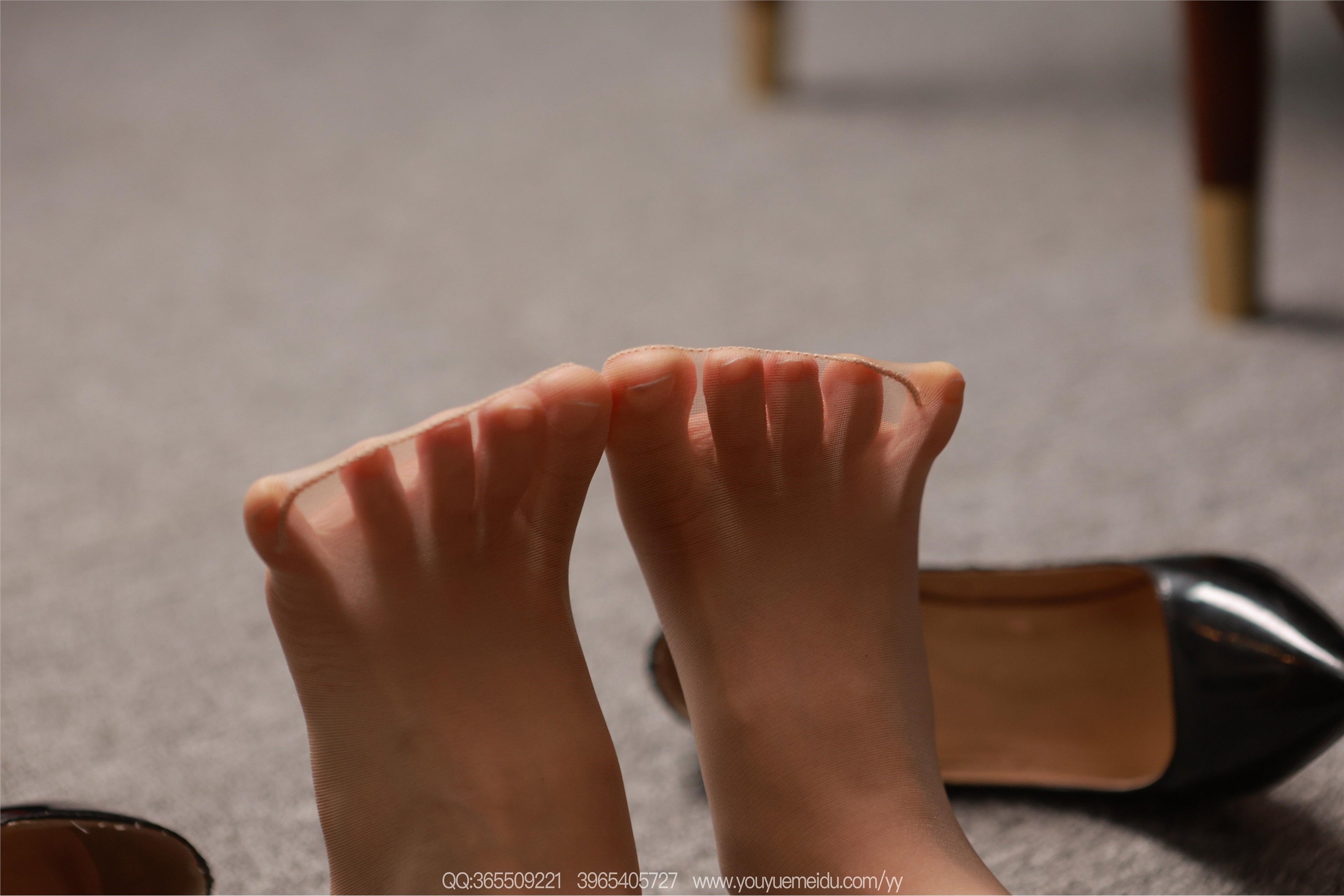 IESS异思趣向  2025.08.24 丝享家 2139 小金《红底高跟鞋》